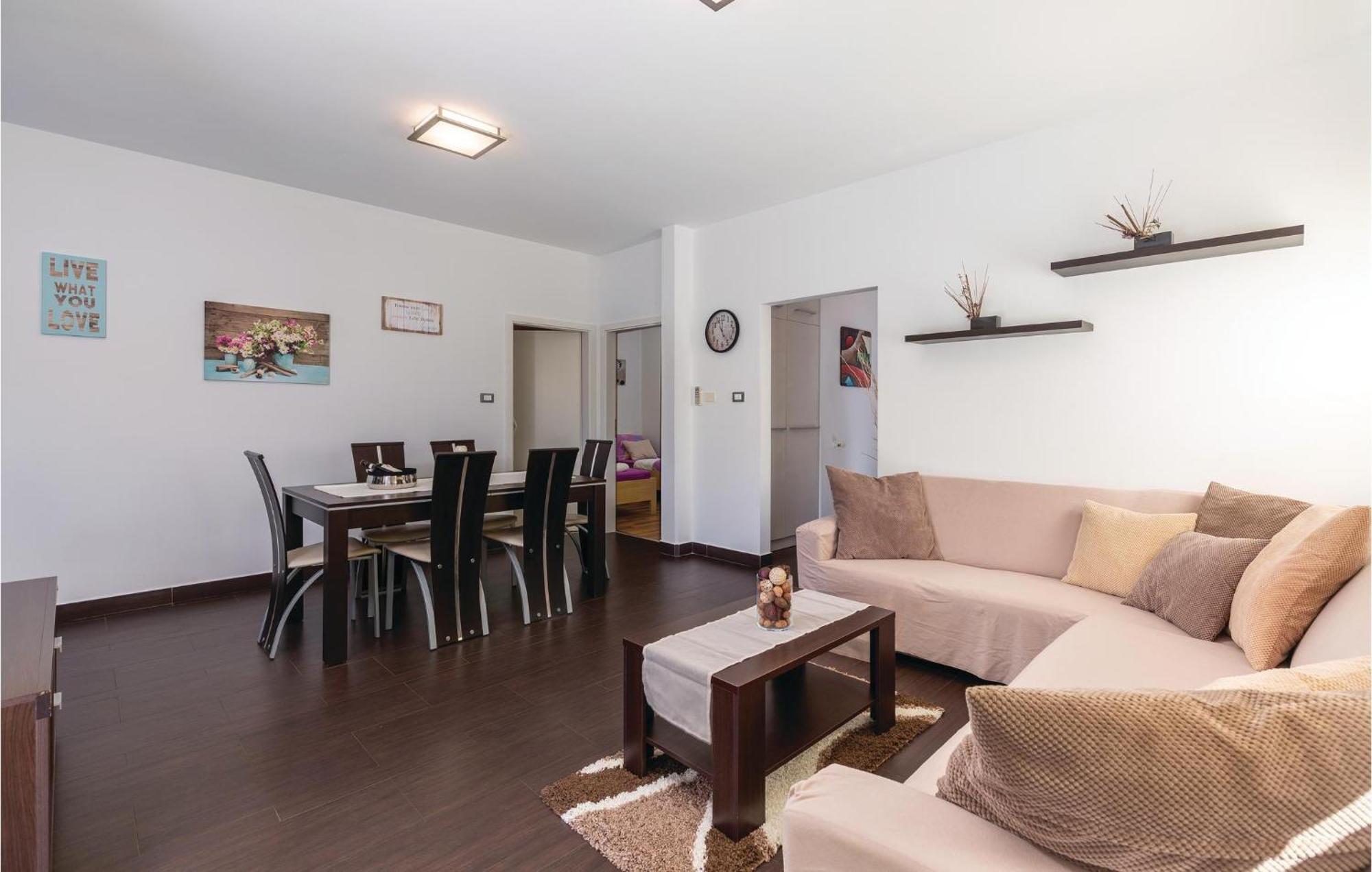 Gorgeous Apartment In Labin With Kitchen Kültér fotó